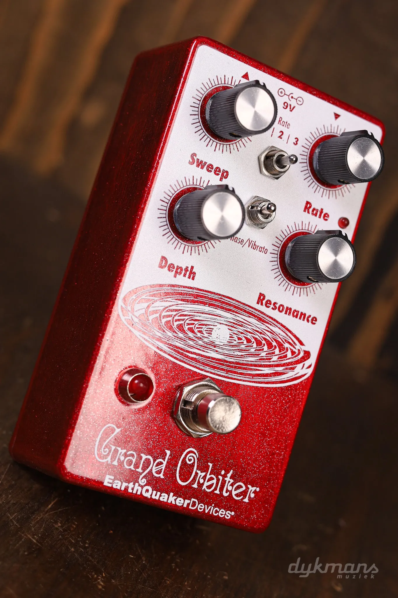 EarthQuaker Devices Grand Orbiter